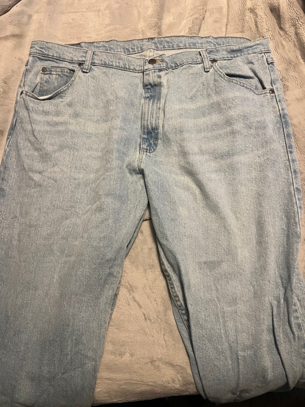 Wrangler Light Blue Relaxed Fit Jeans